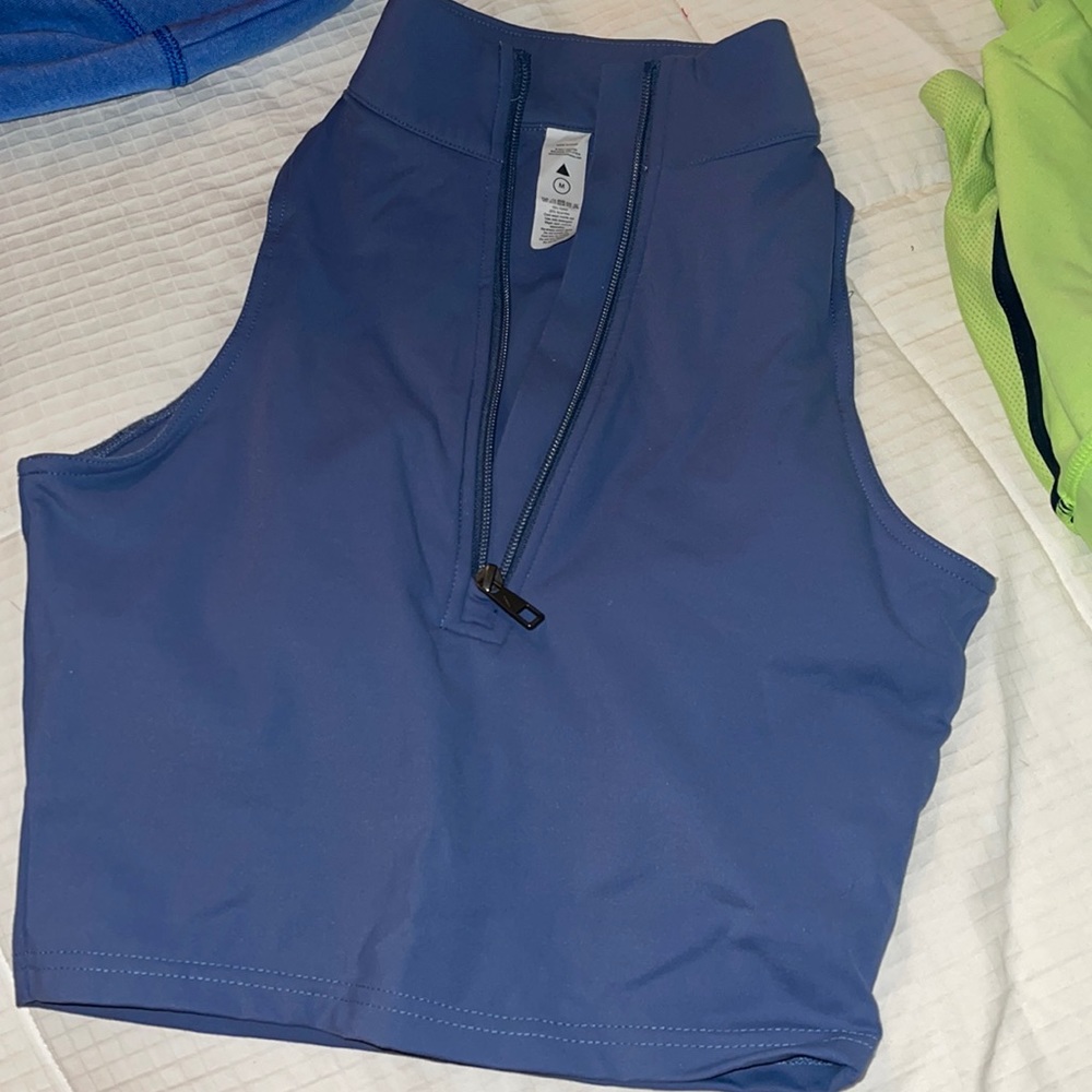 Zip up sports bra tank top